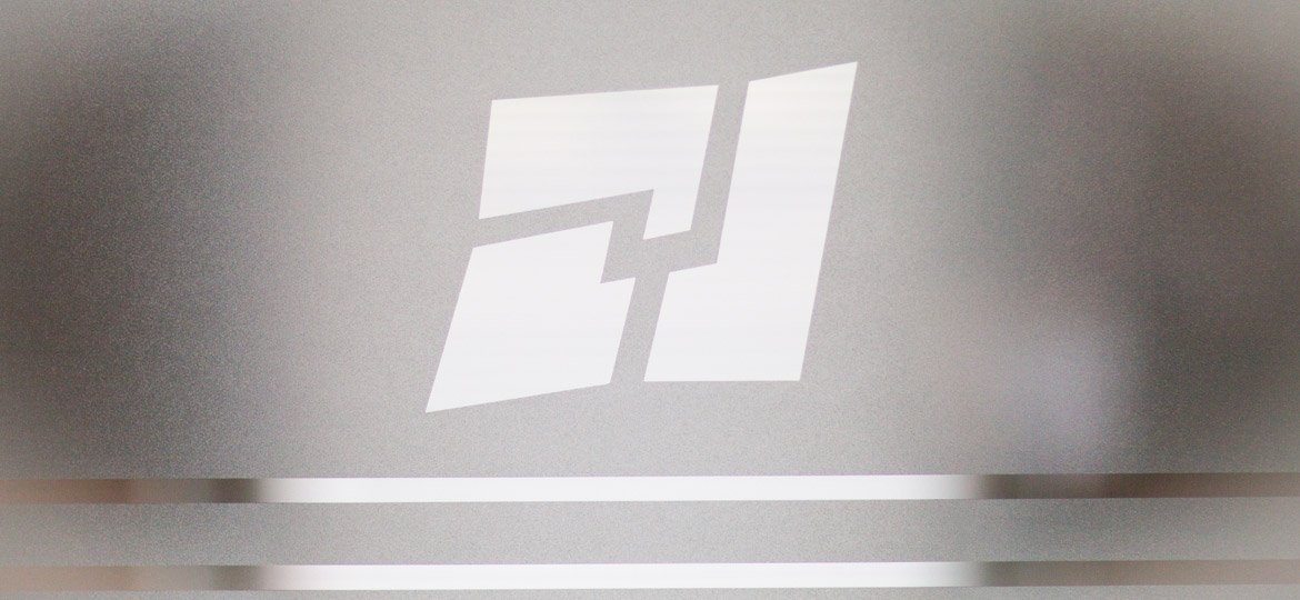 Philosophie, Logo, Glasscheibe mit Logo